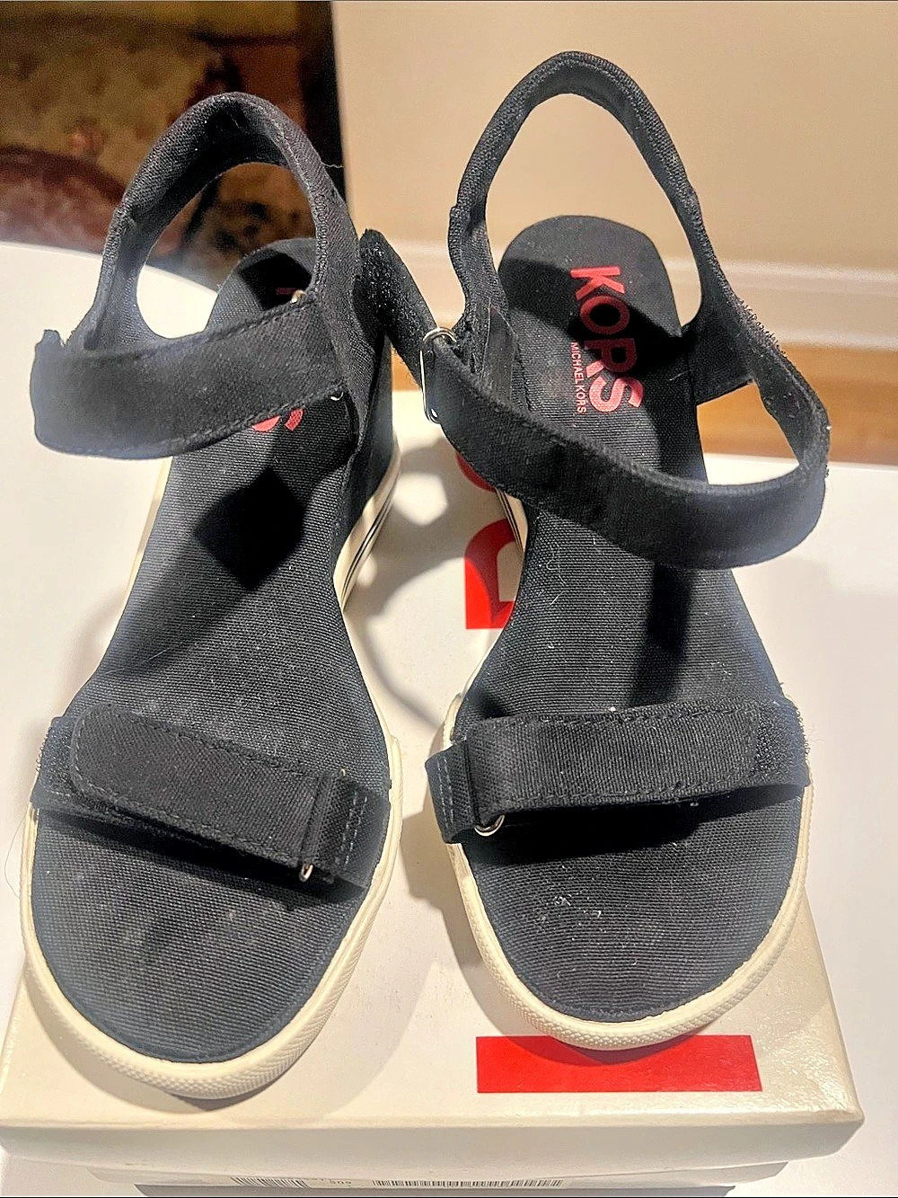 KORS Wedge Sandal Black Canvas slim Wedge sneaker Sandals US 7m like new